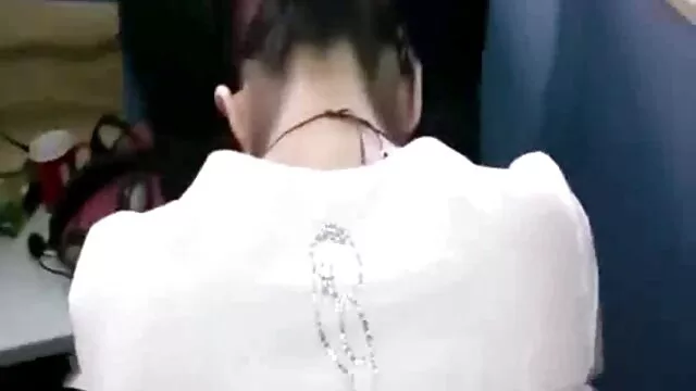 レズビアンフッカー素人でネットに落ちた エッチ 動画 女の子 用