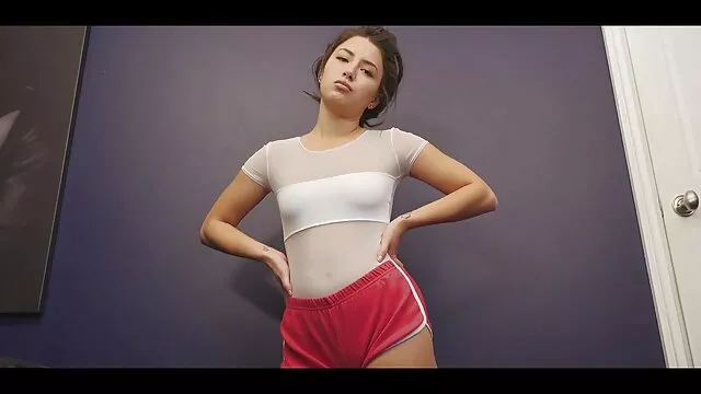本当にカムに大きなコックを吹く 女の子 の ため エッチ 動画